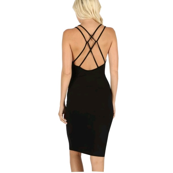 Long sexy bodycon criss cross strappy back dress - Picture 3 of 3